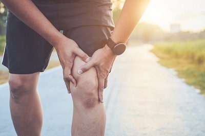 knee pain treatment specialists Long Island.jpg
