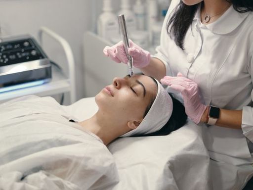 microneedling pen.jpg