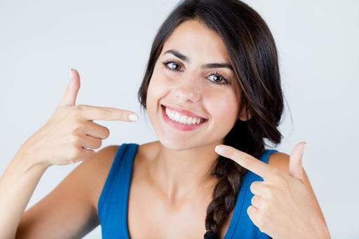 6 Teeth Straightening Options for Adults Who Thoug